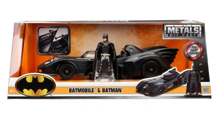 Batman kovový model 1/24 1989 Batmobile with figure - Kliknutím na obrázek zavřete