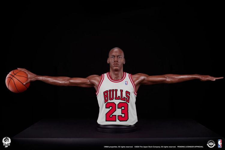 NBA Legends Life-Size Bust Michael Jordan Wings 81 cm - Kliknutím na obrázek zavřete