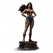 DC Comics Legacy Replica Socha 1/4 Wonder Woman 56 cm