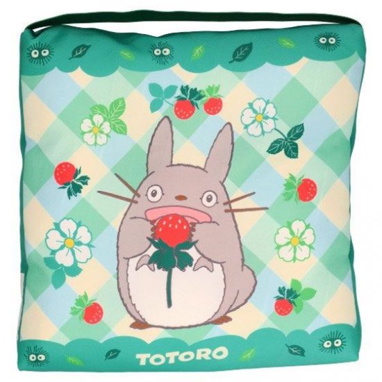 My Neighbor Totoro polštářek Totoro & Strawberries 30 x 30 x 5 c - Kliknutím na obrázek zavřete