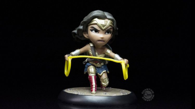 Justice League Movie Q-Fig Figure Wonder Woman 9 cm - Kliknutím na obrázek zavřete