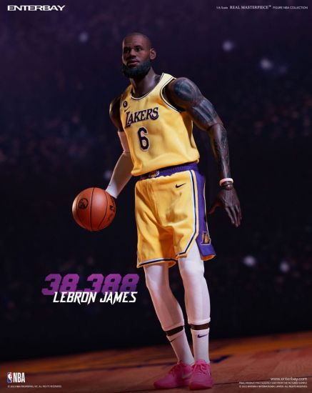 NBA Collection Real Masterpiece Akční figurka 1/6 Lebron James S - Kliknutím na obrázek zavřete