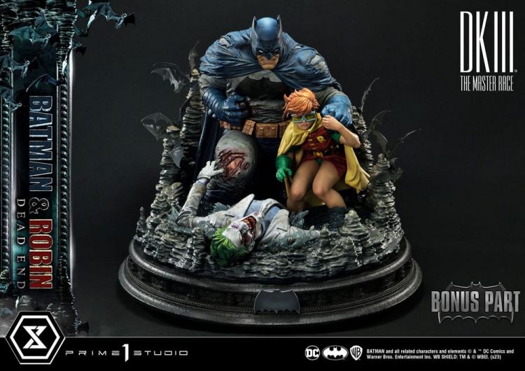 DC Comics Ultimate Premium Masterline Series Socha 1/4 Batman & - Kliknutím na obrázek zavřete