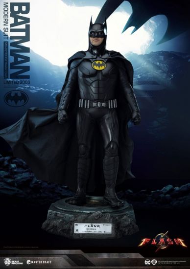 Batman Master Craft Socha Batman Modern Suit 42 cm - Kliknutím na obrázek zavřete