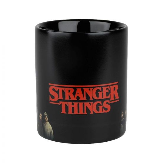 Stranger Things hrnek s měnícím potiskem Team 320 ml - Kliknutím na obrázek zavřete