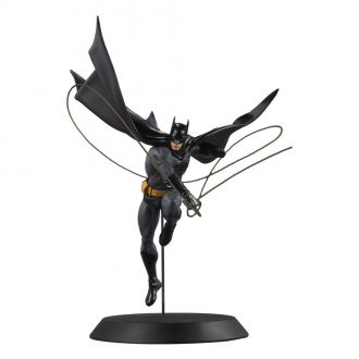 DC Direct Resin Socha DC Designer Series Batman (by Dan Mora) 4