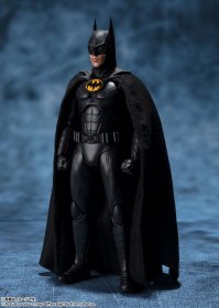The Flash S.H. Figuarts Akční figurka Batman 15 cm
