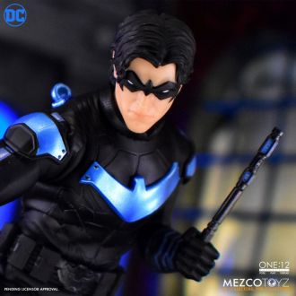 DC Comics Akční figurka 1/12 Nightwing 17 cm