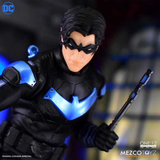 DC Comics Akční figurka 1/12 Nightwing 17 cm - Kliknutím na obrázek zavřete