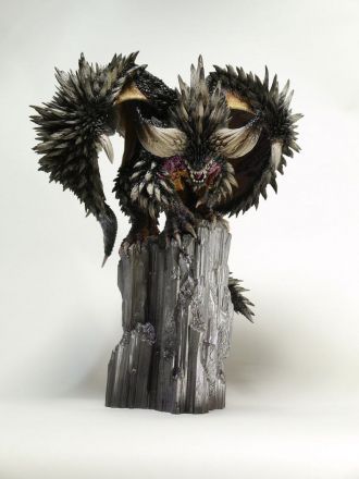 Monster Hunter PVC Socha CFB Creators Model Nergigante (re-run)