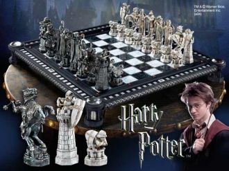 Harry Potter The Final Challenge Chess Set