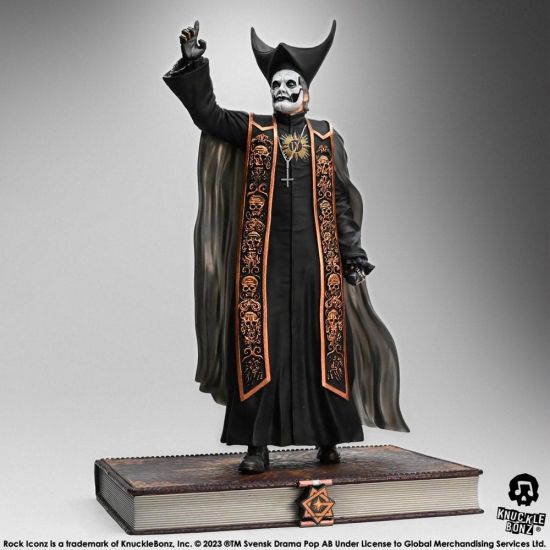 Ghost Rock Iconz Socha 1/9 Papa Emeritus IV (Black Robes) 22 cm - Kliknutím na obrázek zavřete