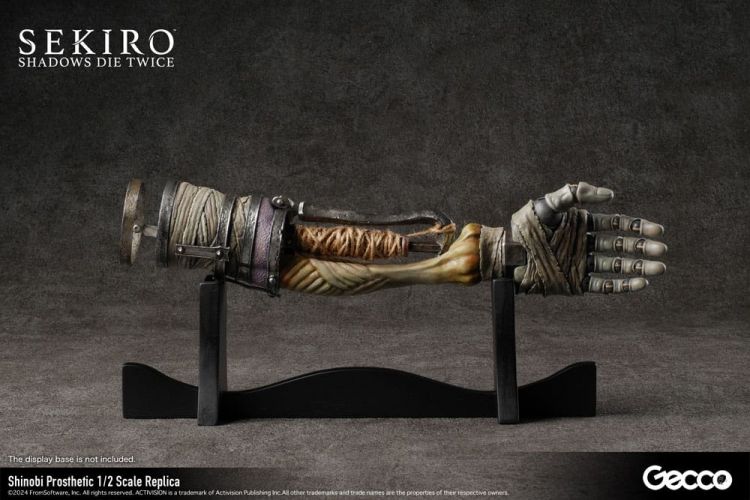 Sekiro: Shadows Die Twice Replica 1/2 Shinobi Prosthetic 32 cm - Kliknutím na obrázek zavřete